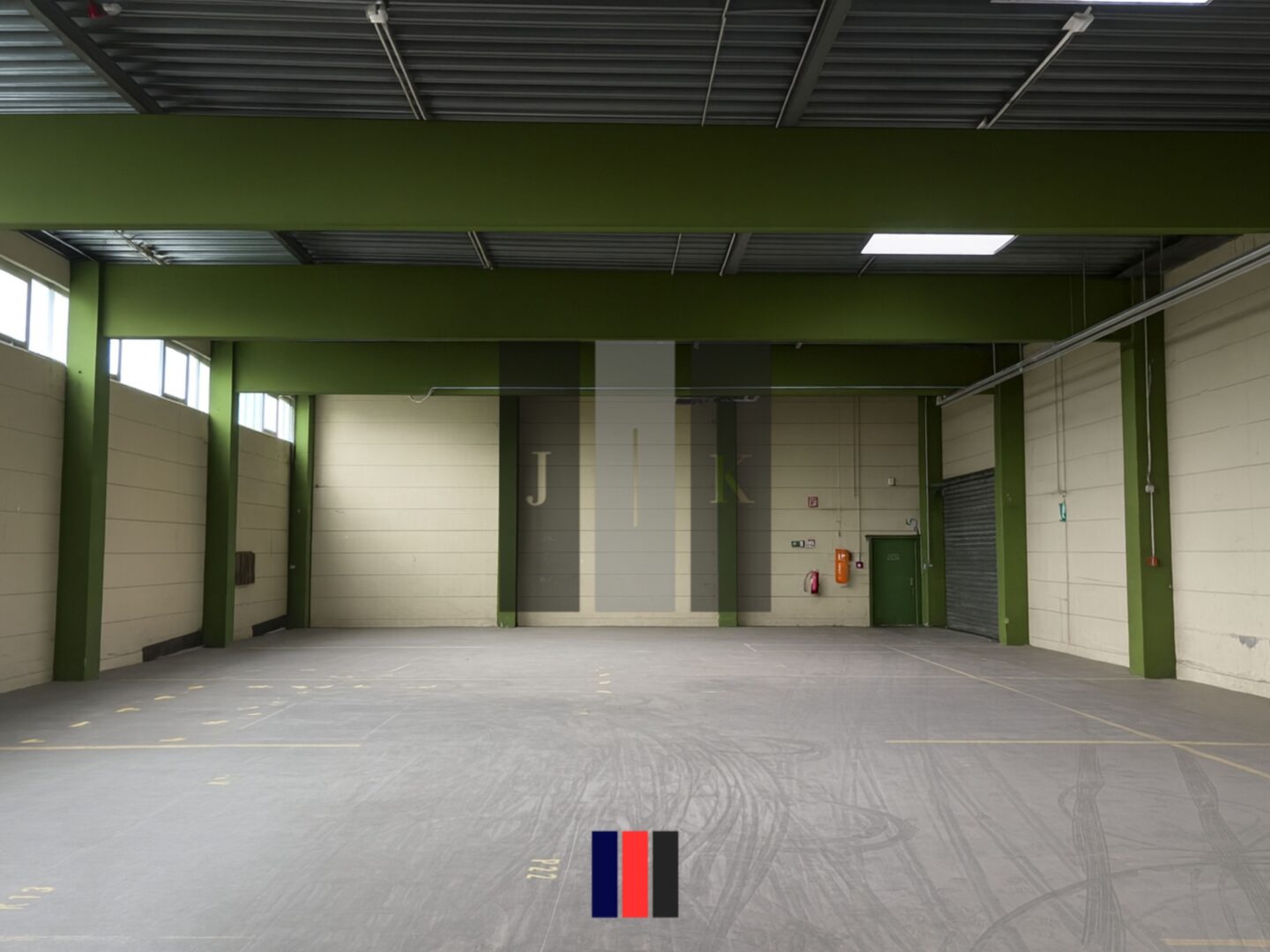 Mehr über den Artikel erfahren Provisionsfrei! Ebenerdige Lagerfläche mit ca. 1.125 m² und großzügiger Deckenhöhe in Reinbek