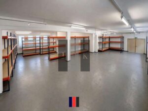 Halle Innen 1 (Visual)