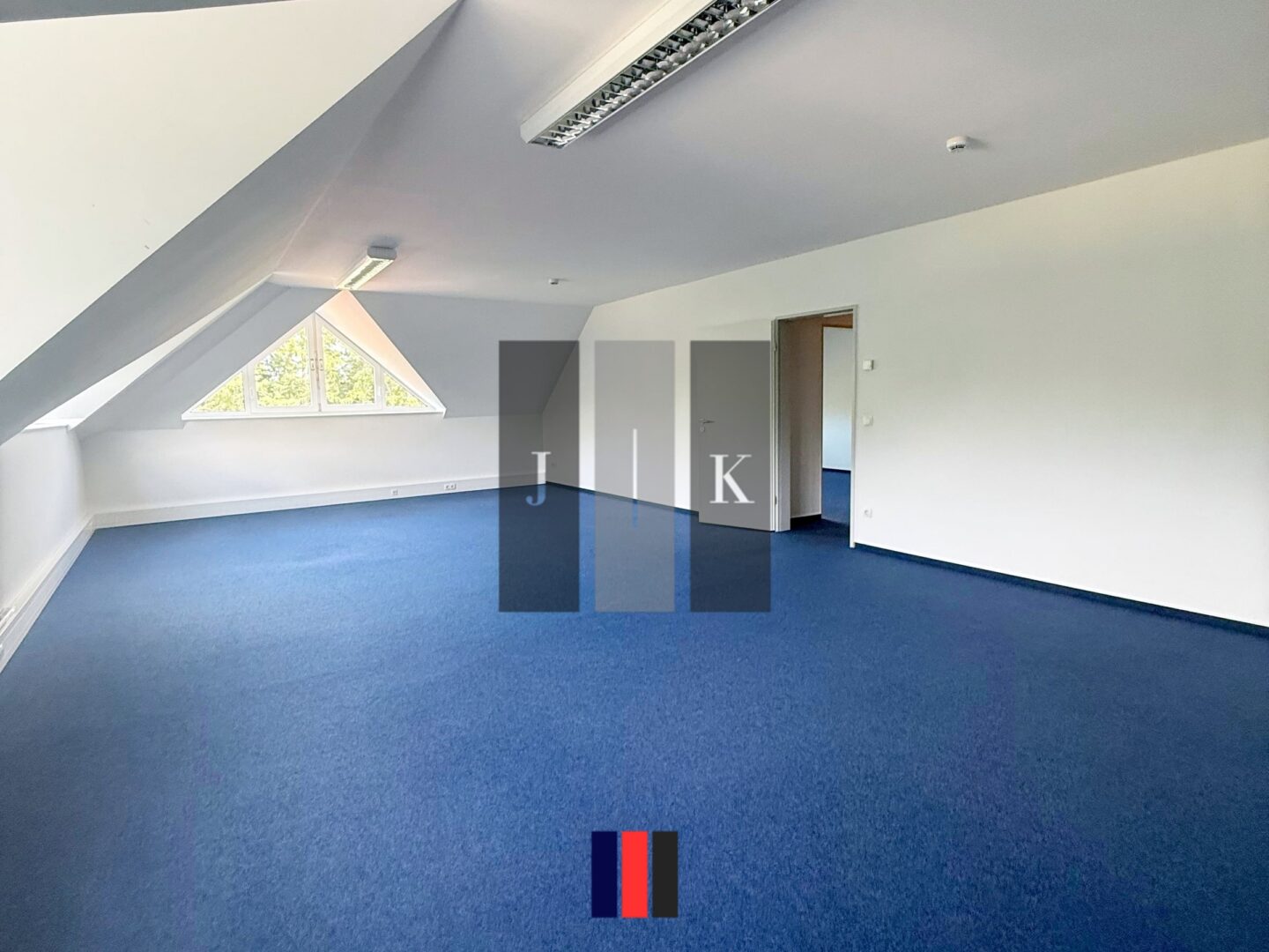 Mehr über den Artikel erfahren Repräsentative Büroeinheit mit ca. 119 m² in Trittau