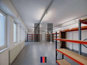 Halle Innen 2 (Visual)