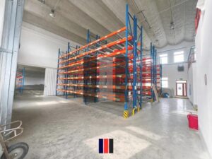 Halle Innen 4 (Visual)