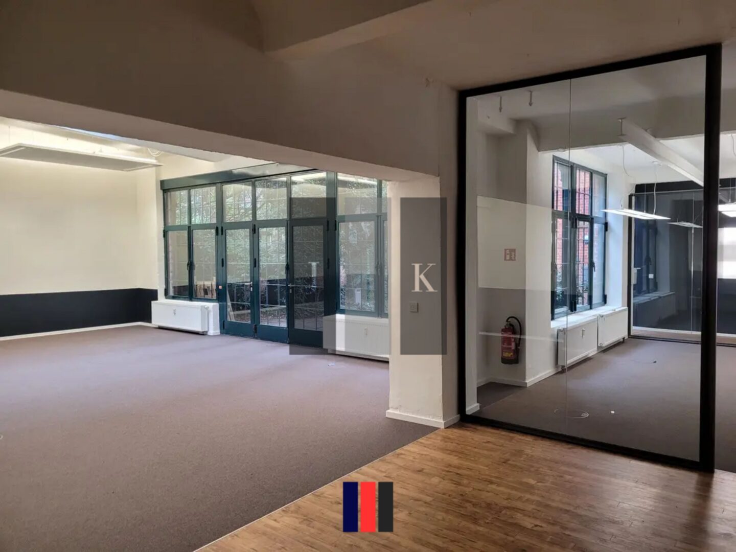 Mehr über den Artikel erfahren Altbau Loft-/Bürofläche mit ca. 330 m² in Hamburg-Bahrenfeld – Provisionsfrei
