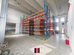 Halle Innen 2 (Visual)