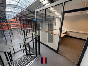 Halle Innenansicht 3