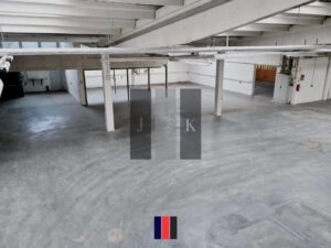 Halle Innen 3 (Visual)
