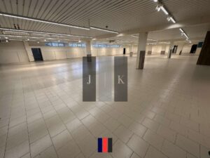 Halle Innenansicht 2
