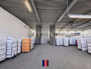 Halle Innen 3 (Visual)