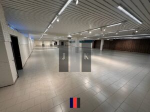 Halle Innenansicht 1