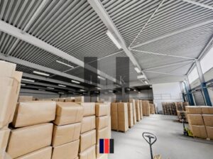 Halle Innen 2 (Visual)