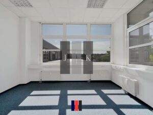 Büro Innen 1