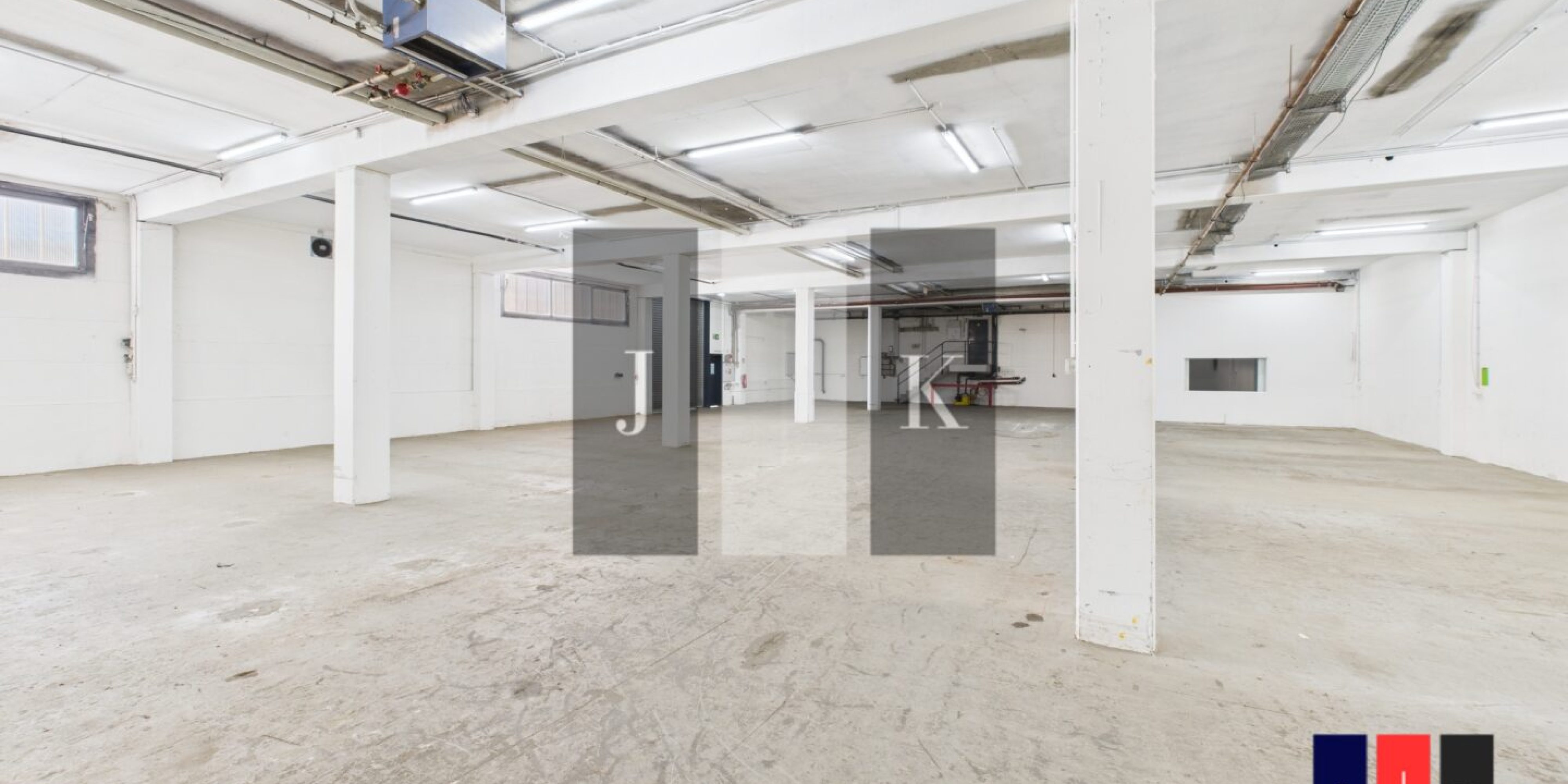 Halle Innenansicht Halle Innenansicht