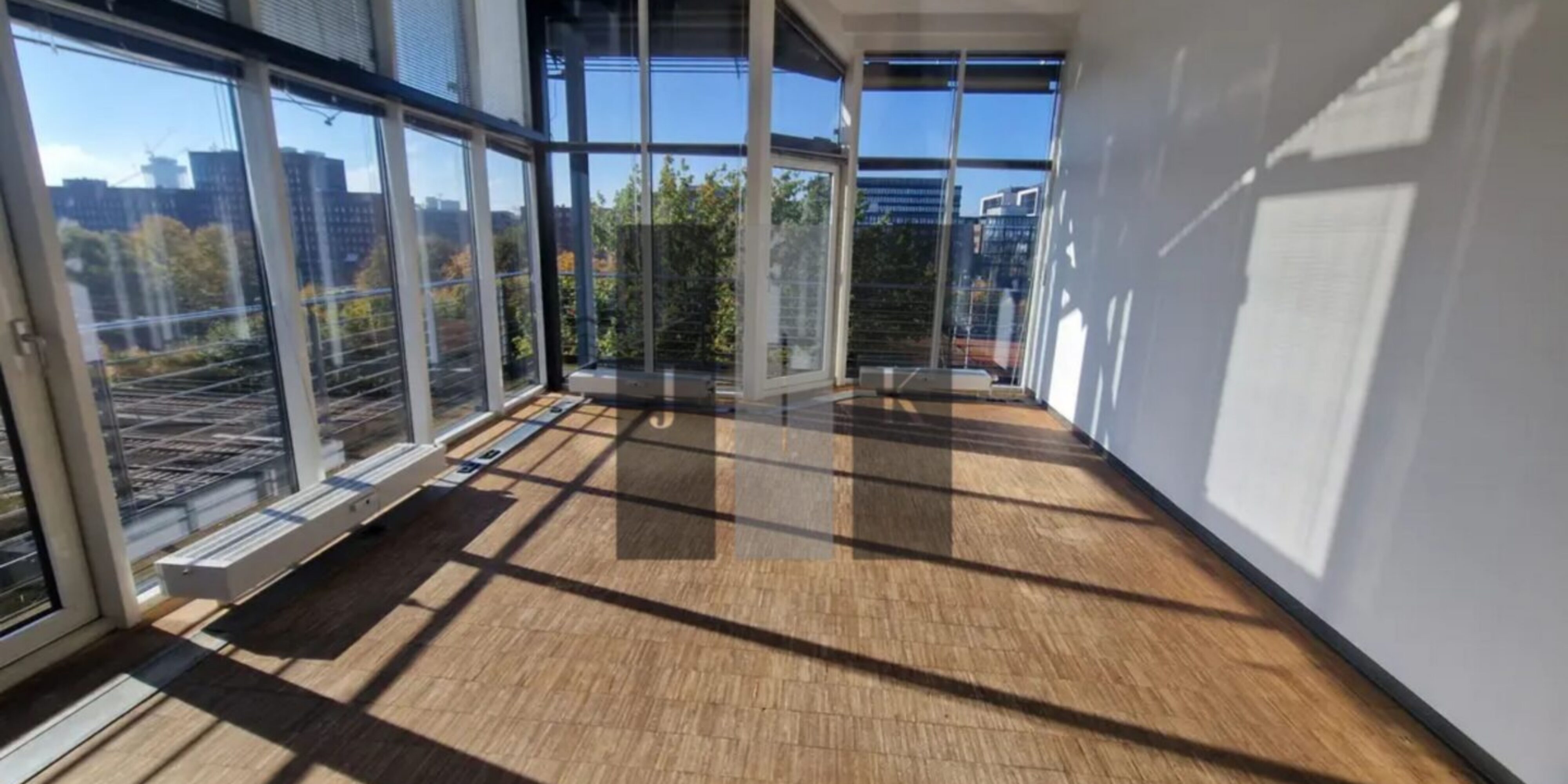 Büro Innenansicht 1