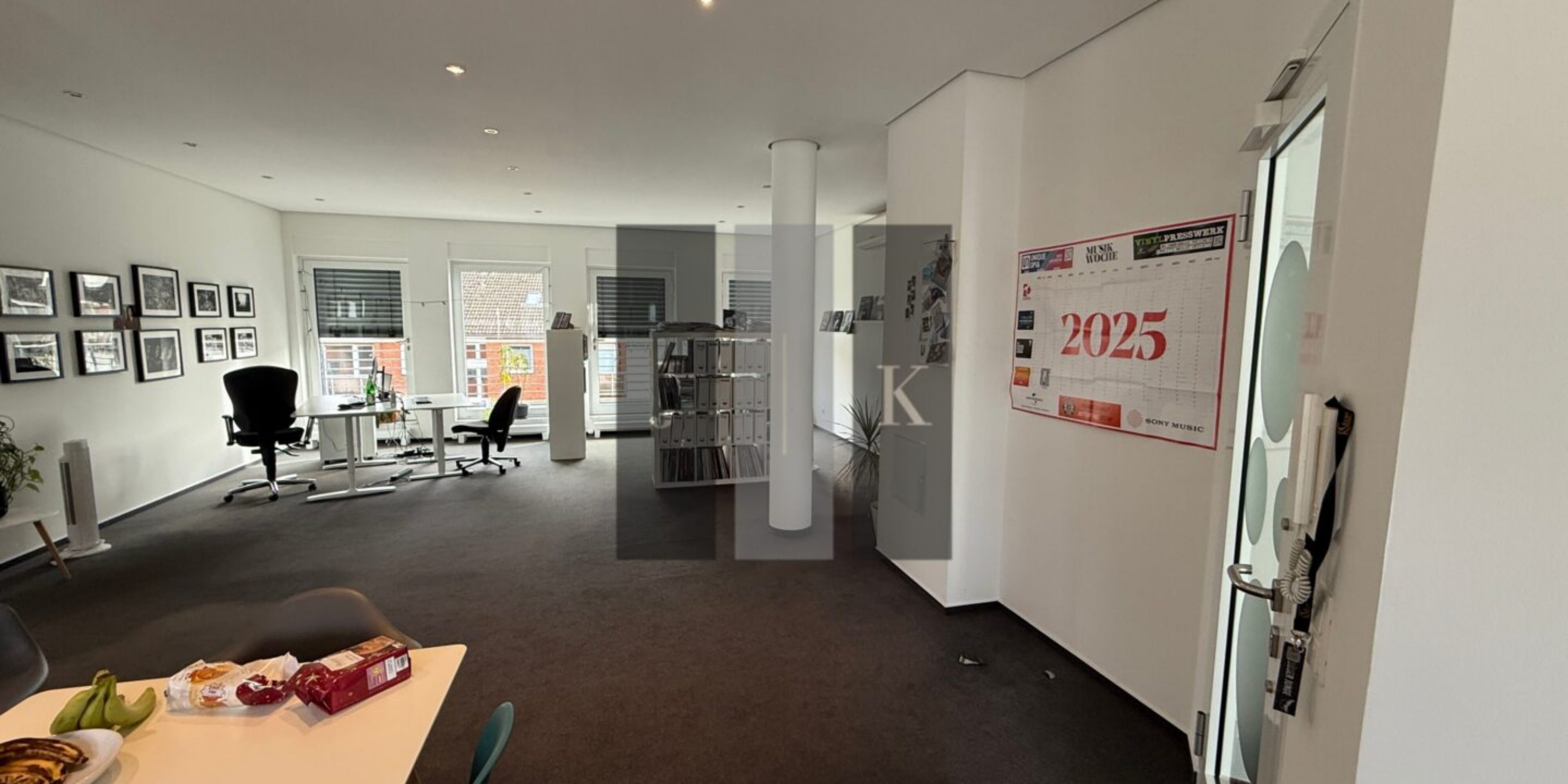 Büro Innenansicht 1