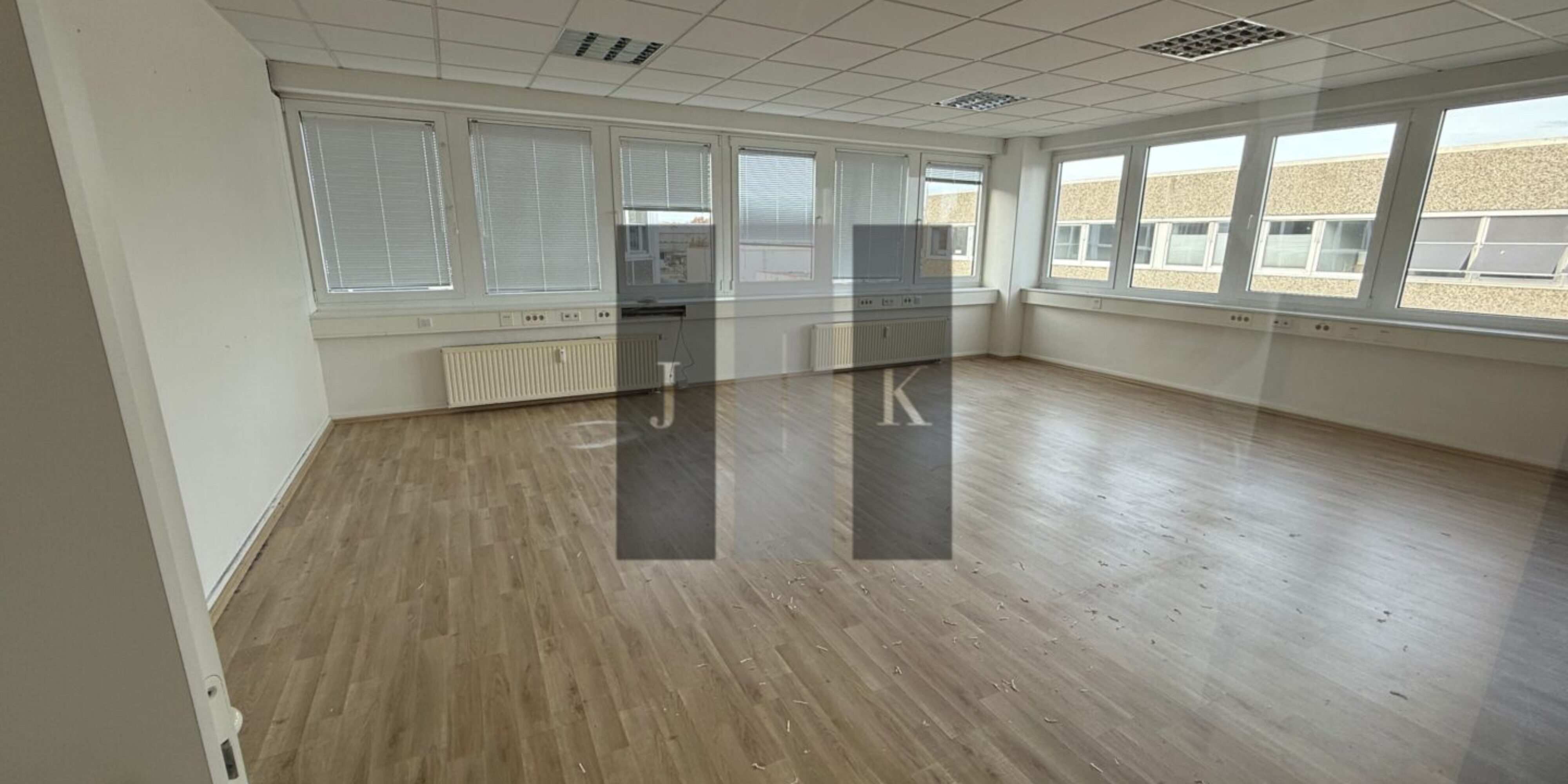 Büro Innenansicht 1